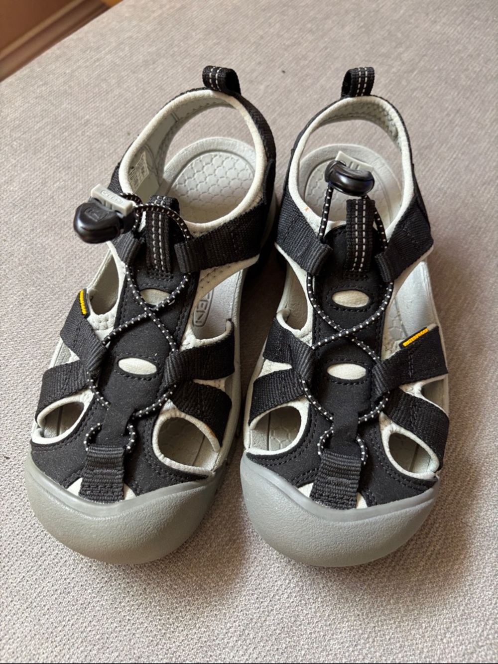 KEEN women's Black and Gray Sport Sandals